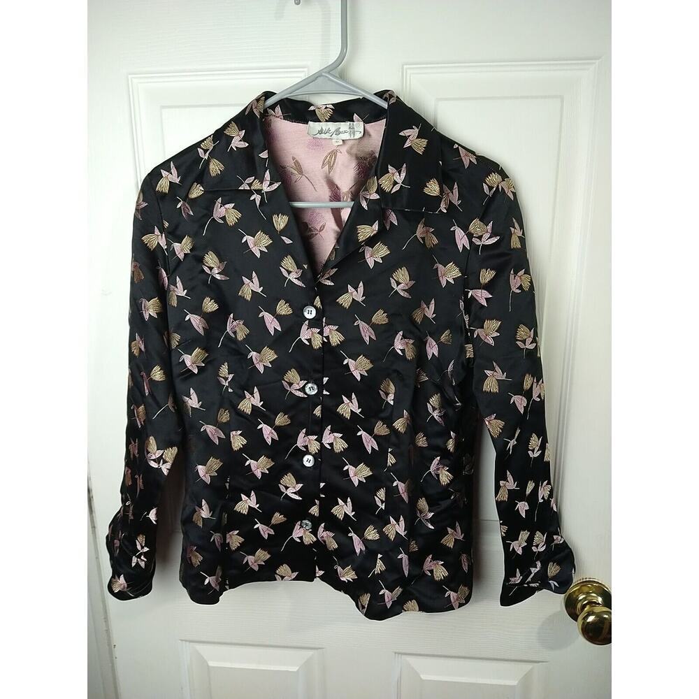 Silk Box Hummingbird  Silk Blend Black Long Sleeve Slit Button Shacket. Size 6
